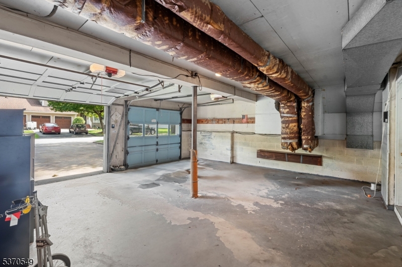 2 Churchill Rd