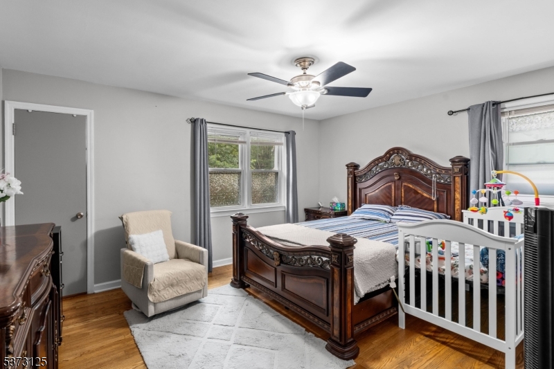 13-15 Smith St