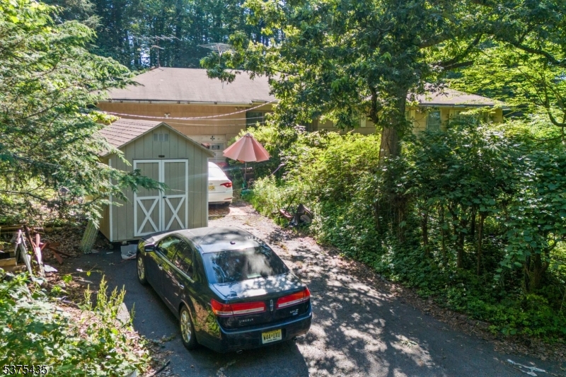 155 Mount Pleasant Ave