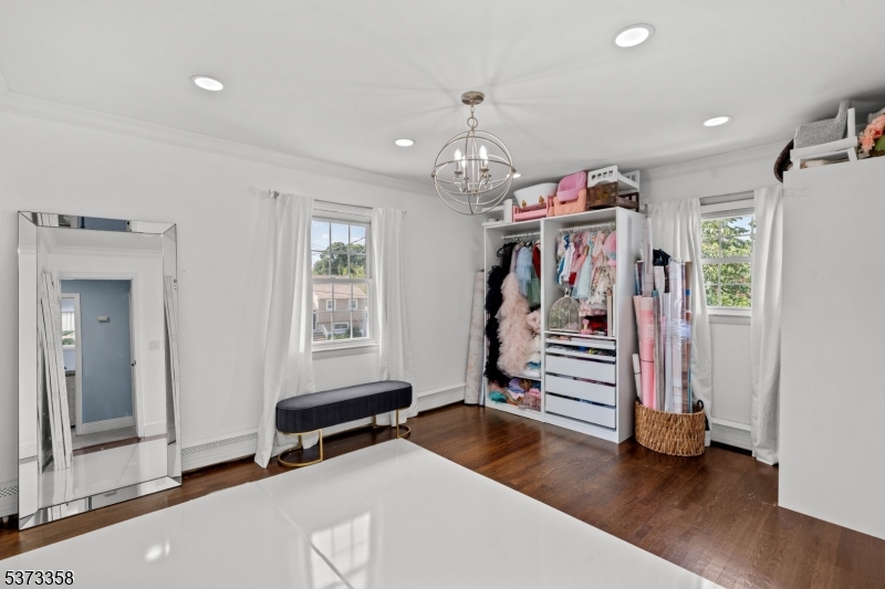 12 Kingston Rd