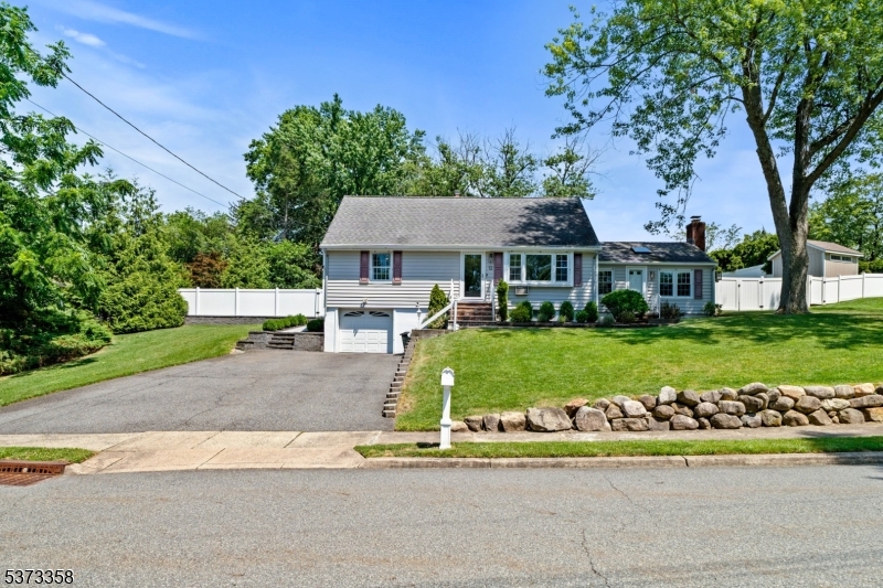 12 Kingston Rd