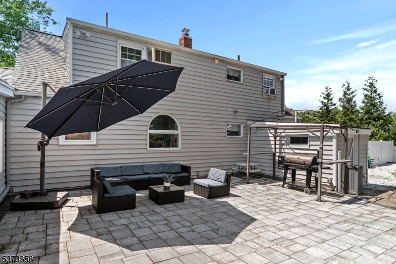 12 Kingston Rd