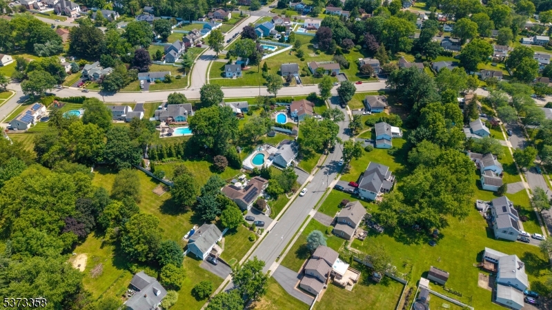 12 Kingston Rd