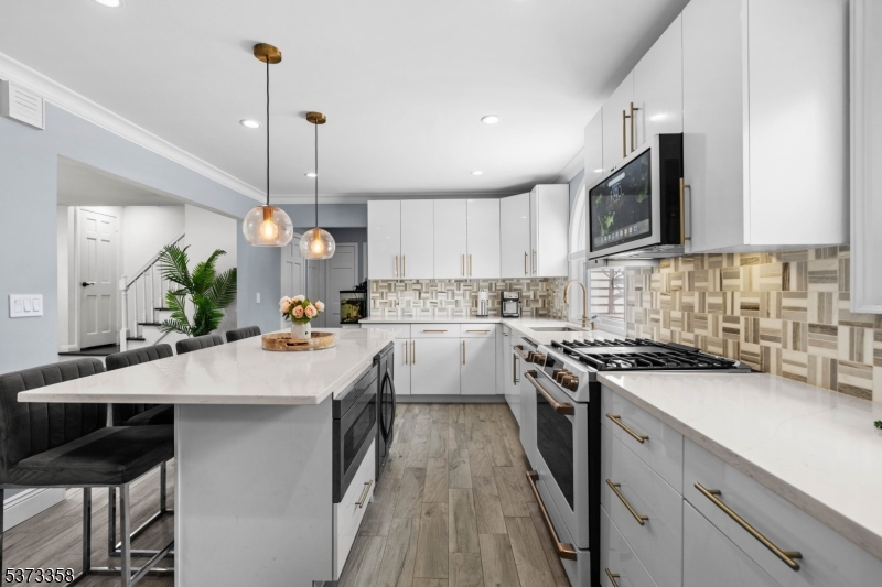 12 Kingston Rd