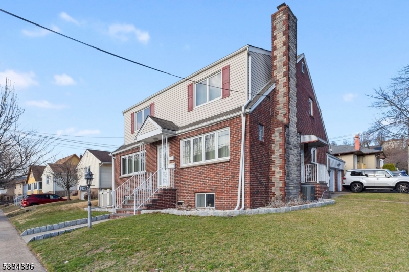 341 Westervelt Pl