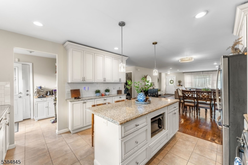117 E Clifton Ave