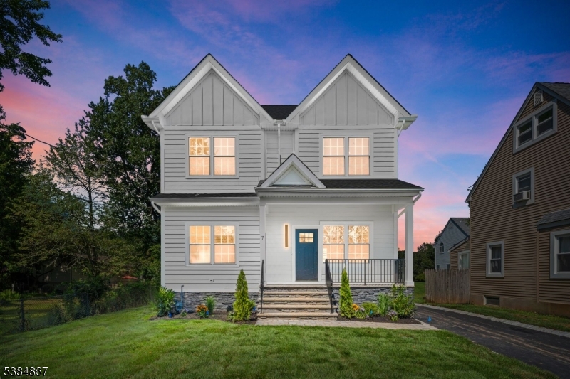 7 Swan Rd