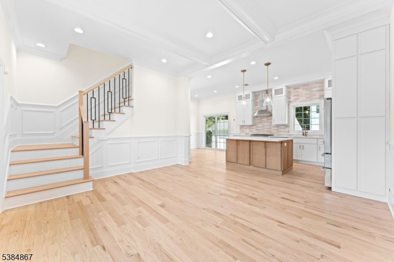 7 Swan Rd
