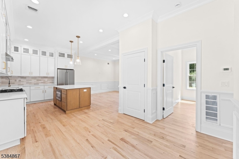 7 Swan Rd