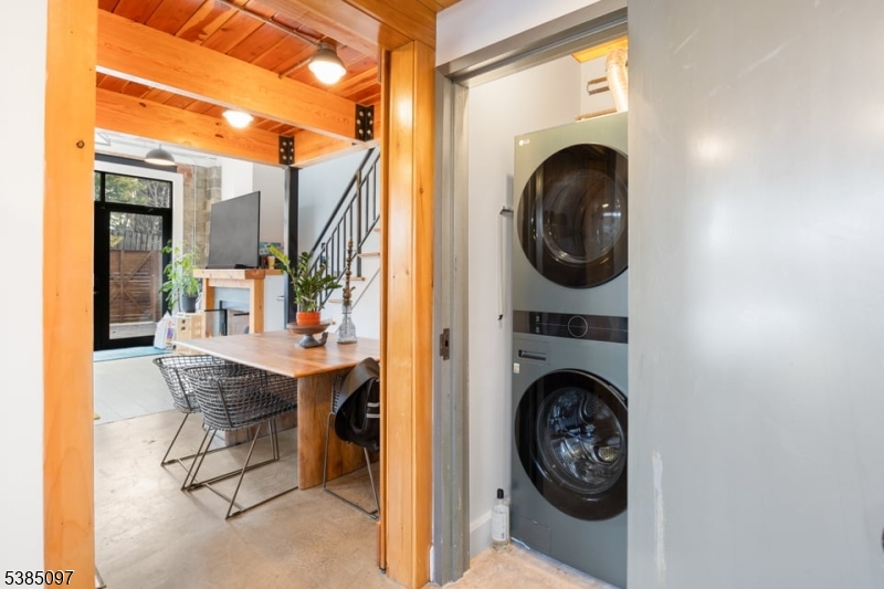 51 Greenwood Ave 7