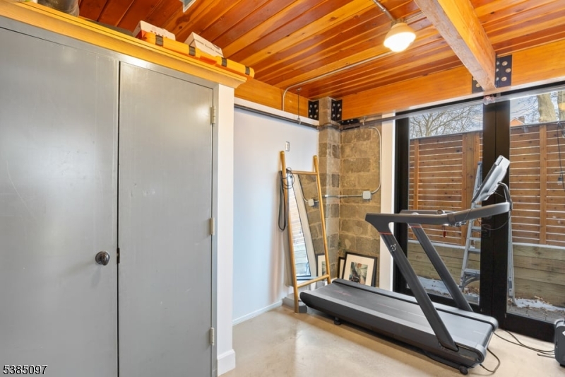 51 Greenwood Ave 7