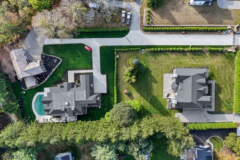 48 Pleasant Ave
