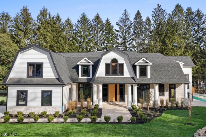 48 Pleasant Ave
