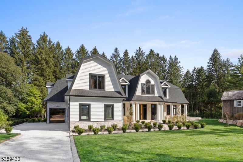 48 Pleasant Ave