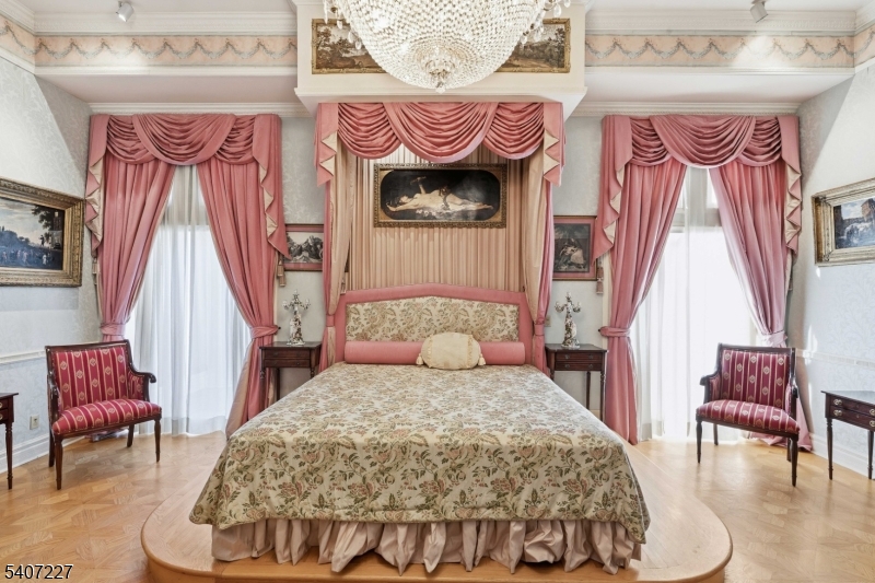 12 E Saddle River Rd