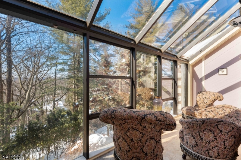 12 E Saddle River Rd