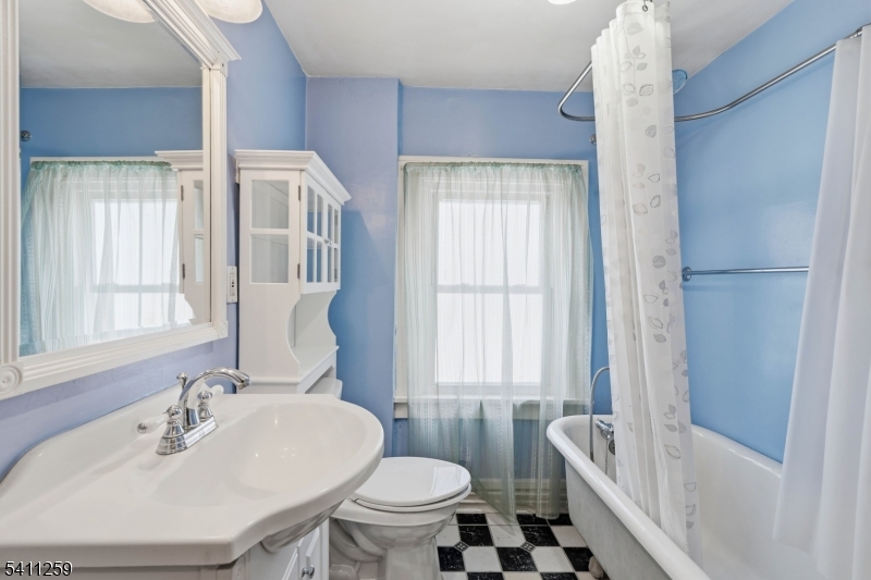 23 Pleasant Pl