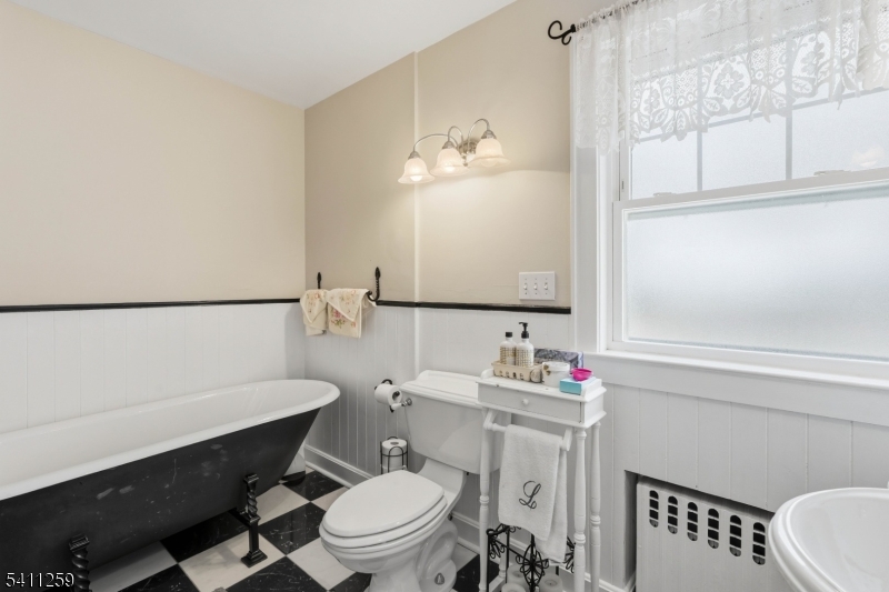 23 Pleasant Pl