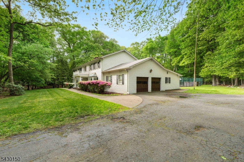 75 Woodcliff Lake Rd