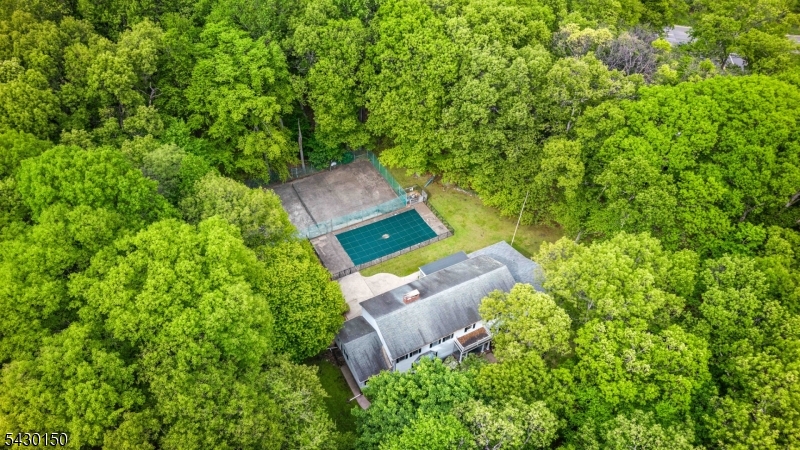 75 Woodcliff Lake Rd