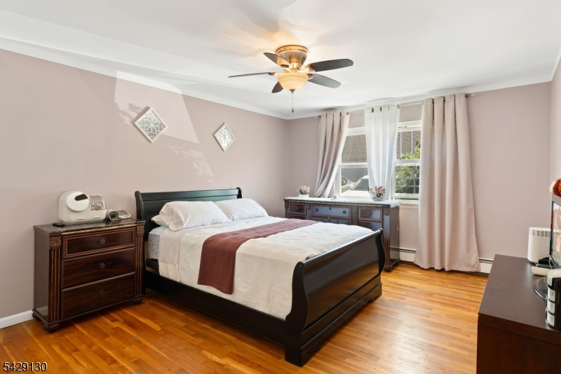 398 Hoover Ave 185