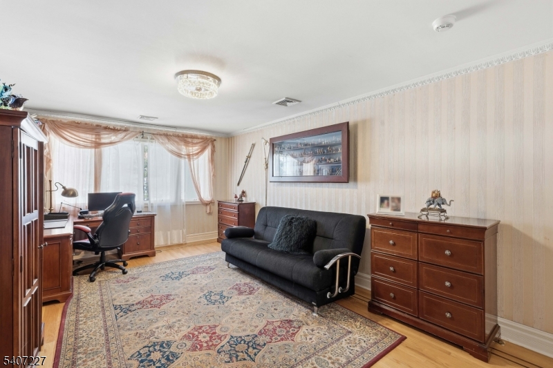 12 E Saddle River Rd