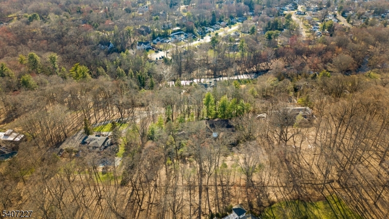 12 E Saddle River Rd