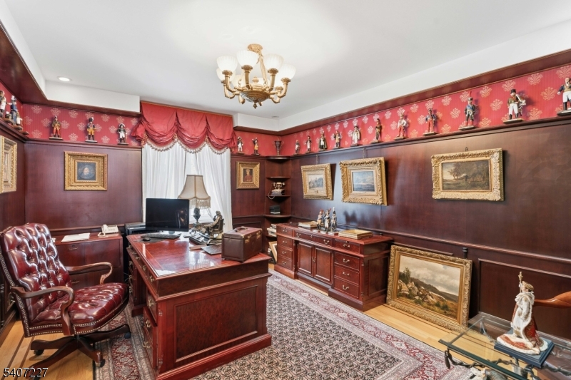 12 E Saddle River Rd