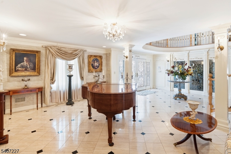 12 E Saddle River Rd