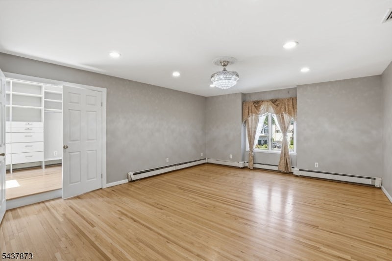 2 Woodside Ave