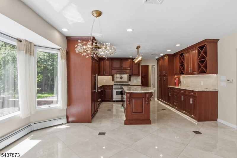 2 Woodside Ave