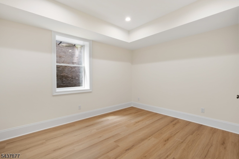13 Harding Pl