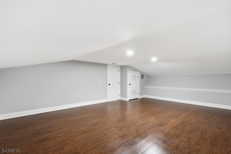4 Central Ave