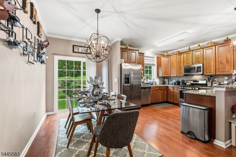 18 Bahr Cir
