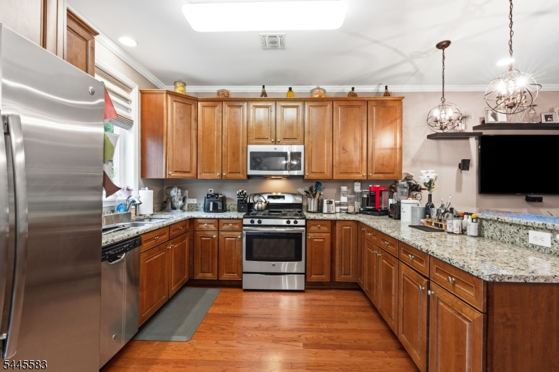 18 Bahr Cir