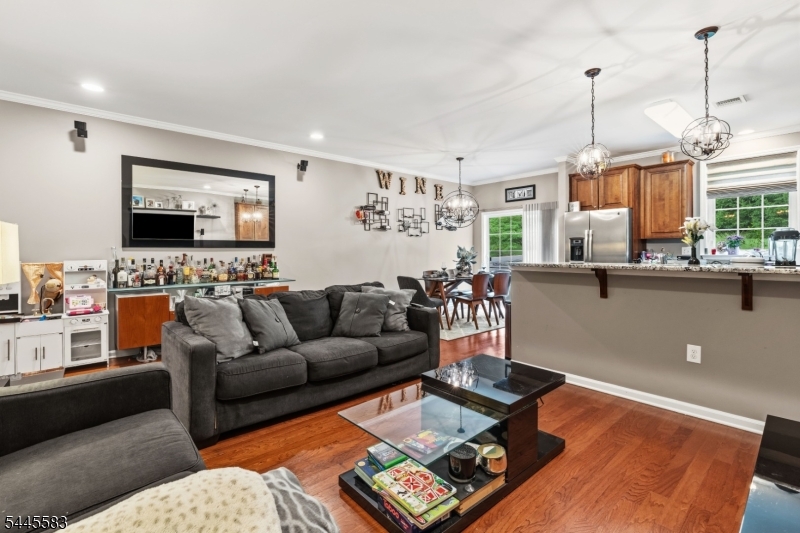18 Bahr Cir