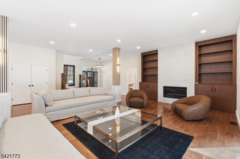 803 Marshall Rd