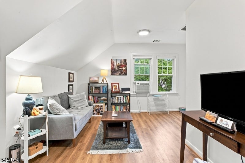 41 N 14Th St