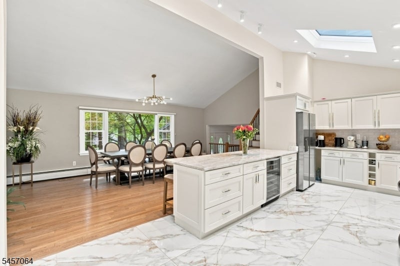 7 Sleepy Hollow Rd