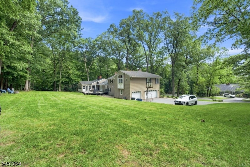 7 Sleepy Hollow Rd