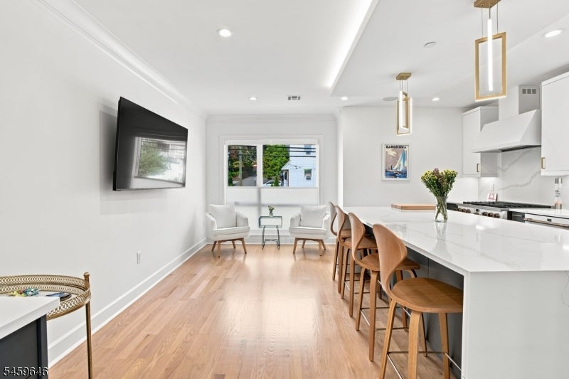 1439 River Rd 1