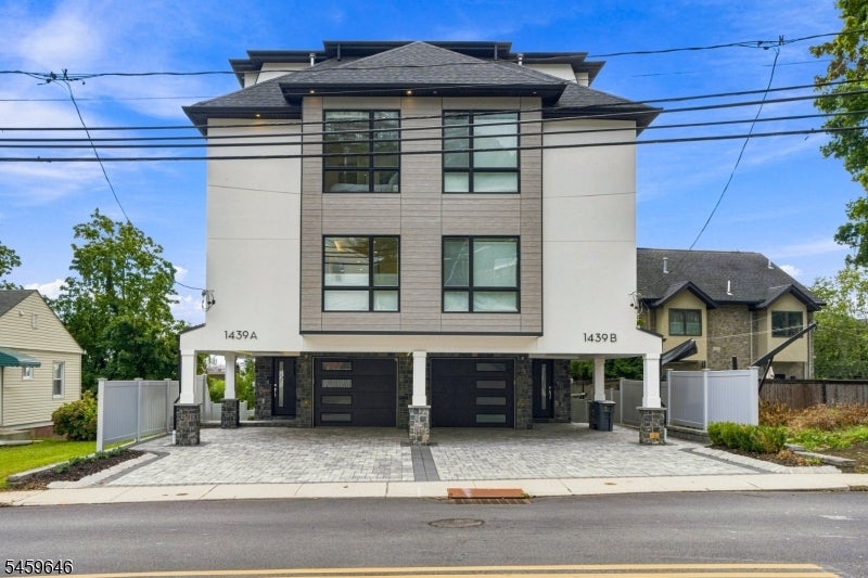 1439 River Rd 1