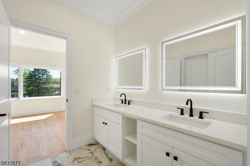 13 Harding Pl