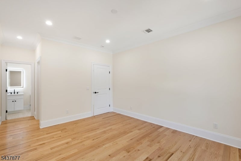 13 Harding Pl