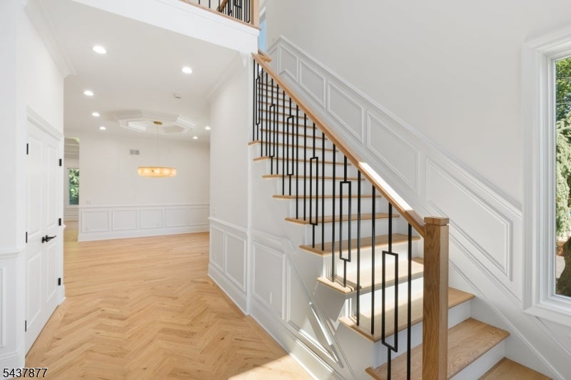 13 Harding Pl