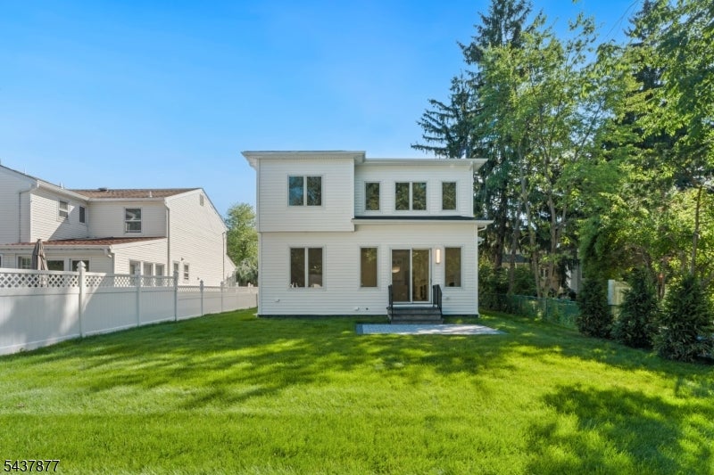 13 Harding Pl