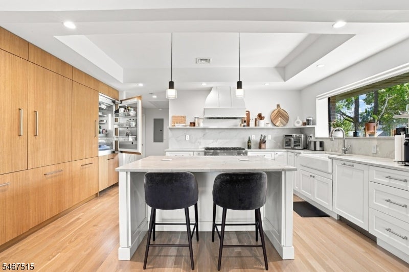 99 Baldwin Pl