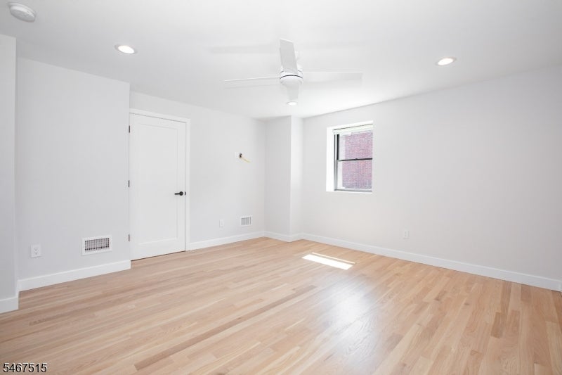 99 Baldwin Pl