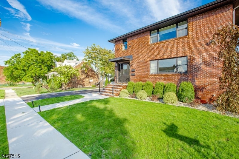 99 Baldwin Pl