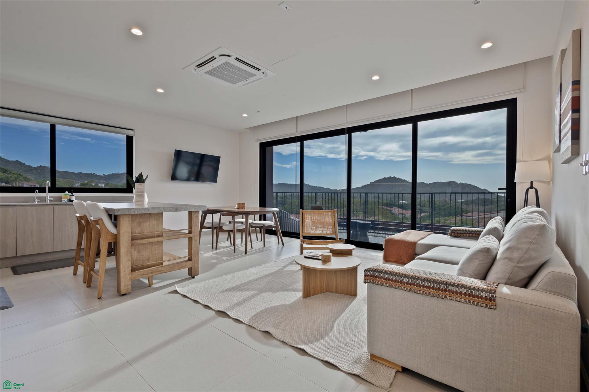 Luxury Ocean View Condo